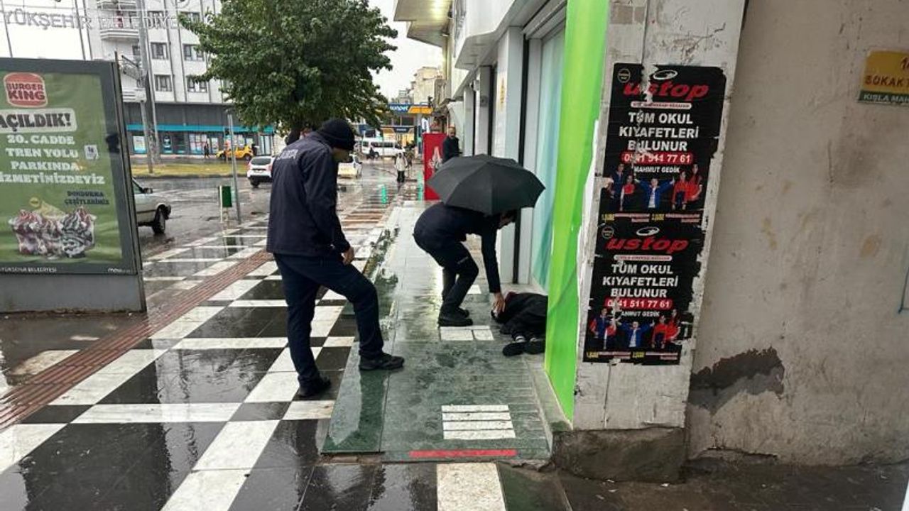 Viranşehir Belediyesi gönüllere dokunuyor