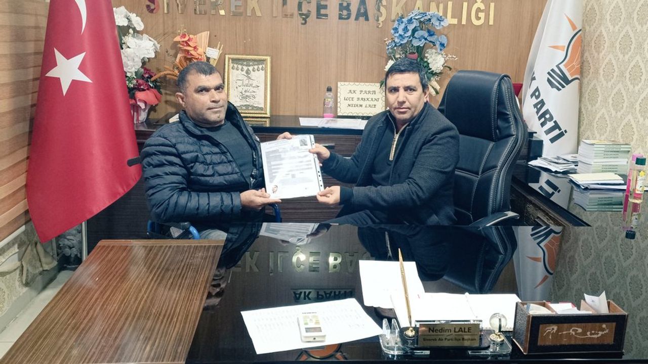 AK Parti'de İlçe belediye meclis üyeliği başvuruları sürüyor