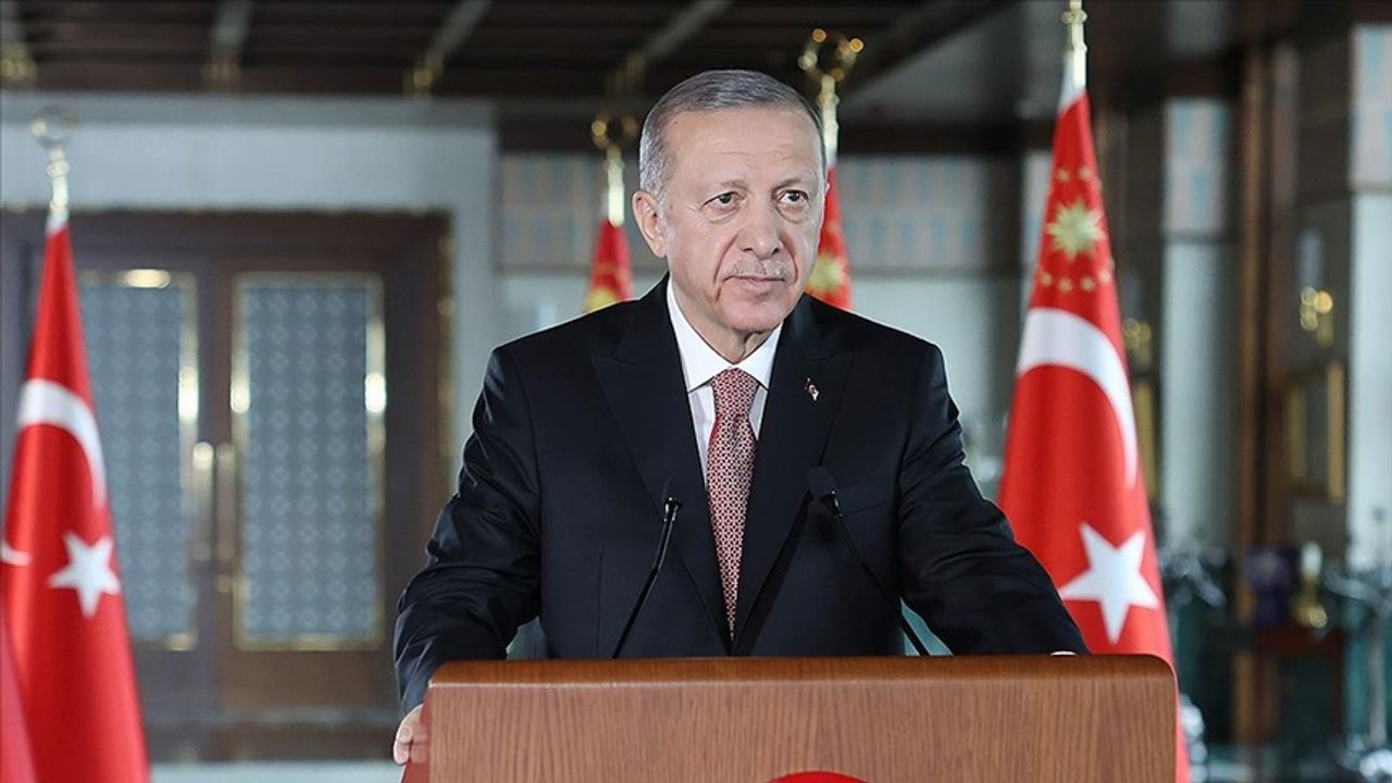 Cumhurbaşkanı Erdoğan: UAD'nin ihtiyati tedbir kararını değerli buluyor, memnuniyetle karşılıyorum