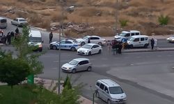 Trafik polis ekibi kaza yaptı: 1'i polis 2 yaralı