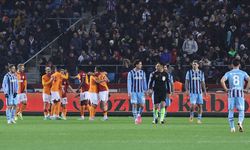 Galatasaray Trabzonspor'u deplasmanda 5-1 yendi