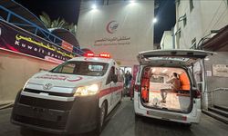 İsrail askerleri, Emel Hastanesindeki ambulansların anahtarlarını çaldı