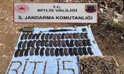 Bitlis'te PKK'lılara ait mühimmat ele geçirildi