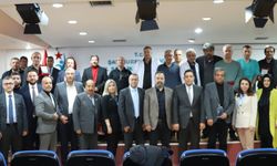 Urfa'daki doktorlara 25 yıl plaketi