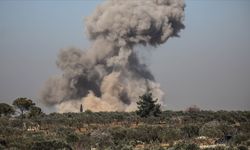 Suriye ordusu, İdlib'de 14 bölgeye sahurda saldırı düzenledi