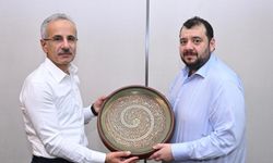 Bakan Uraloğlu, BAE Yatırım Bakanı ile görüştü