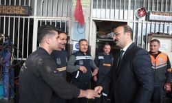Başkanvekili Aksoy, Belediye personeli ile bayramlaştı