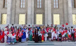 TBMM Başkanı Kurtulmuş dünya çocuklarını kabul etti