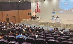 Siverek'te “Peygamberimiz ve Şahsiyet İnşası” konferansı