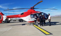 Ambulans helikopter 3 günlük bebek için havalandı