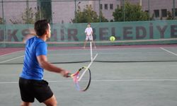 Tenis turnuvası başladı