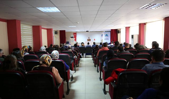 Eyyübiye Belediyesi’nden öğretmenler günü etkinliği