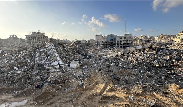 İsrail ordusu: Savaş uçaklarımız Gazze Şeridi'nde 29 bin hedefi bombaladı