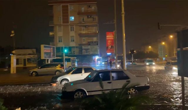 Antalya'da şiddetli yağış: 5 ilçede okullar tatil