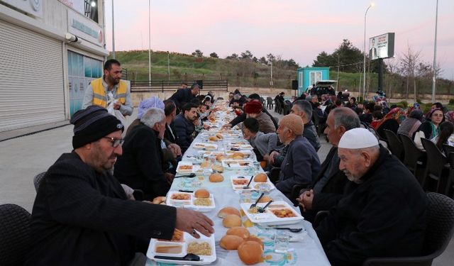 Haliliye’de ramazan bereketi iftar sofrası ile yaşatılıyor