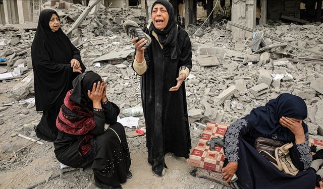 Gazze'de can kaybı 31 bin 923'e yükseldi
