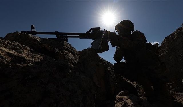 Irak'ta 12 PKK'lı terörist etkisiz hale getirildi