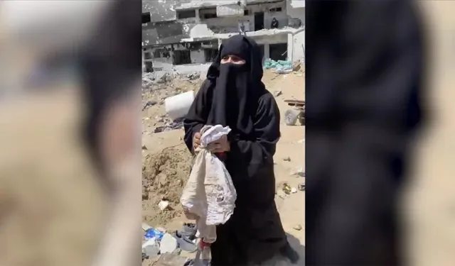 Gazzeli kadın, molozlar arasında kocası ve oğlunu arıyor