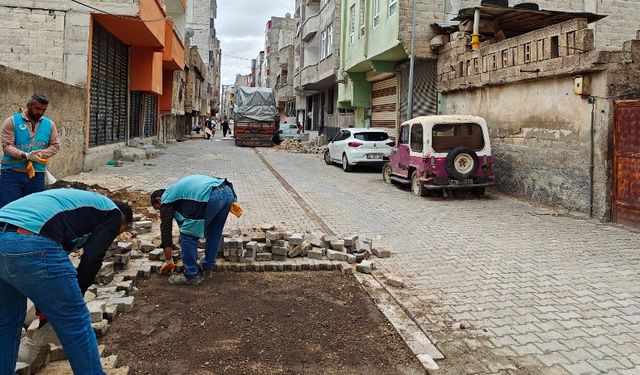 Eyyübiye’de bozulan yollar onarılıyor