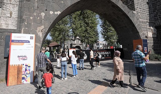 "Diyarbakır Kültür Yolu Festivali" ziyaretçileri ağırlamaya devam ediyor