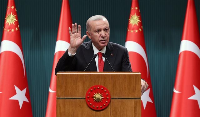 Cumhurbaşkanı Erdoğan: Kriz fırtınasından Türkiye'yi suhuletle çıkartmakta kararlıyız