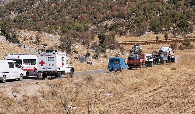 İsrail, Kızılhaç ekibini hedef aldı