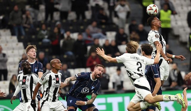 Beşiktaş Malmö'yü İstanbul'da 2-1 yendi