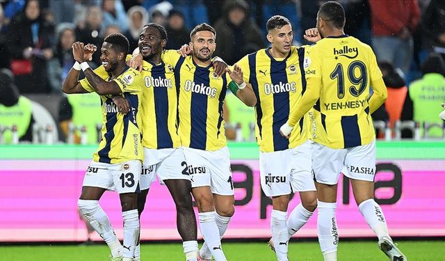 Fenerbahçe Trabzon'dan galibiyetle döndü