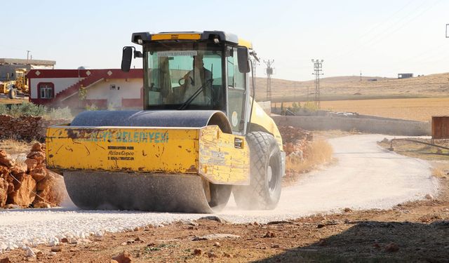 Haliliye kırsalında yol ağı genişliyor