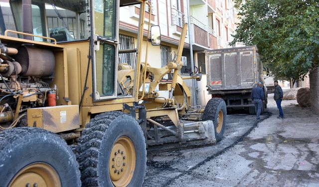 Siverek Belediyesi Üst Yapı Çalışmalarını Aralıksız Sürdürüyor