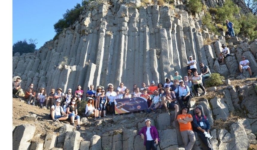 Siverek bazalt sütunları.. Yurttan ve dünyadan örnekleri