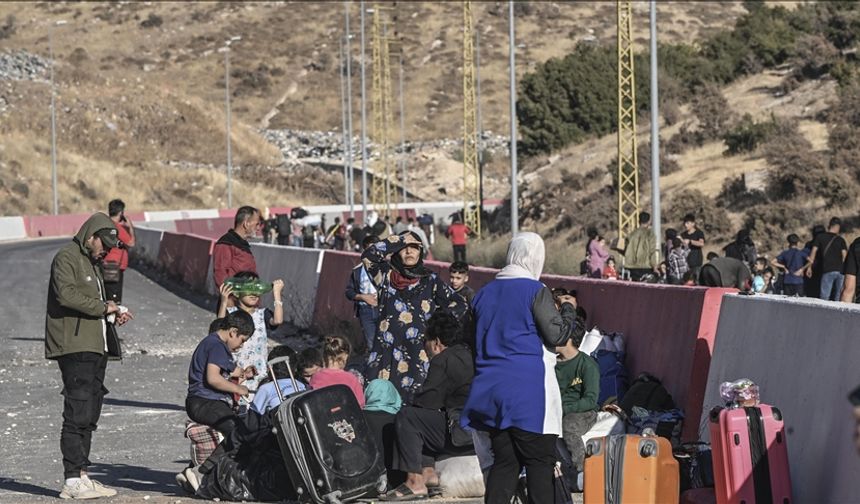 Lübnan'dan kaçanlar, Suriye'de boşaltılan bölgelere yerleşiyor